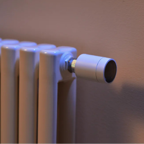 Smart Radiatortermostat med Intelligent Temperaturstyring